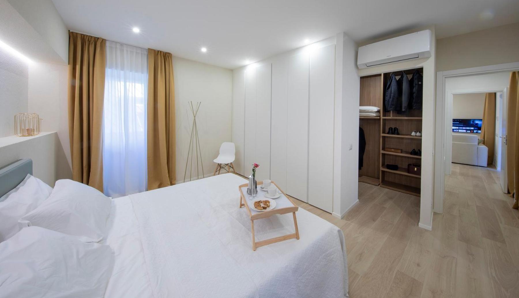 Residence Casa Coppa Appartamento Aster Оменя Екстериор снимка