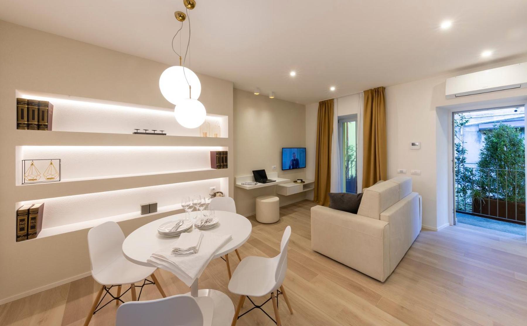 Residence Casa Coppa Appartamento Aster Оменя Екстериор снимка